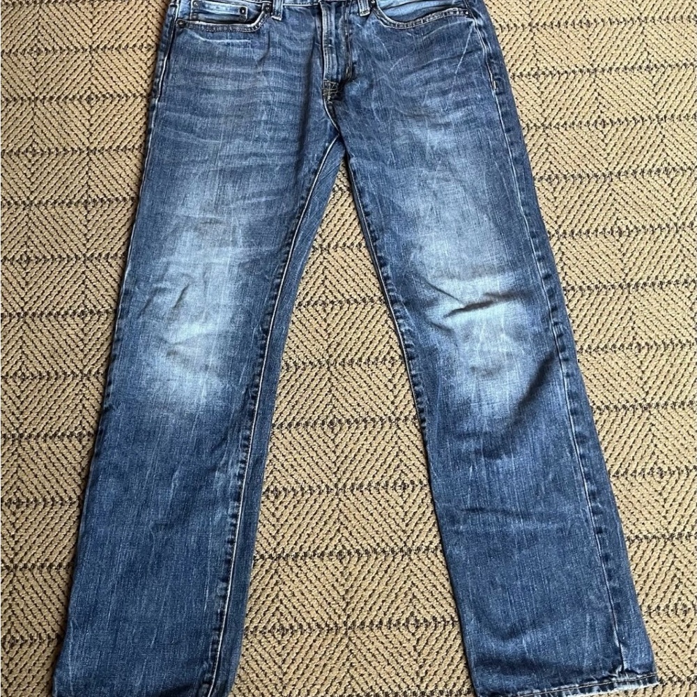 American Eagle Outfitters Mens original Straight distressed Jeans